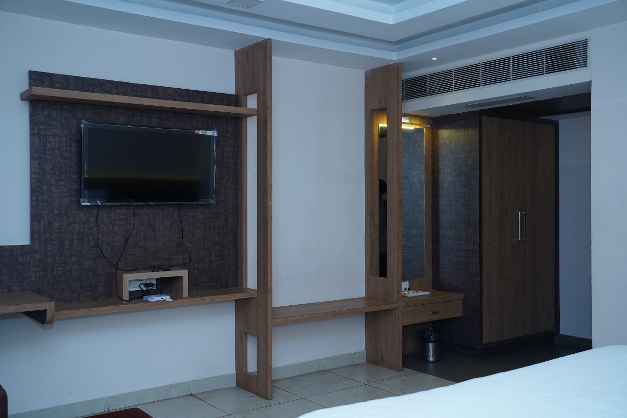 Business Travel in Nagapattinam: Why VPN Regency Suits Corporate Stays